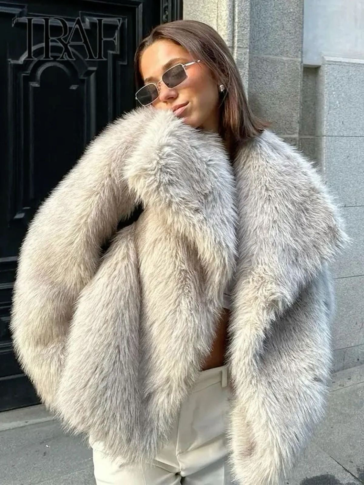 Macy™ | Fur Coat